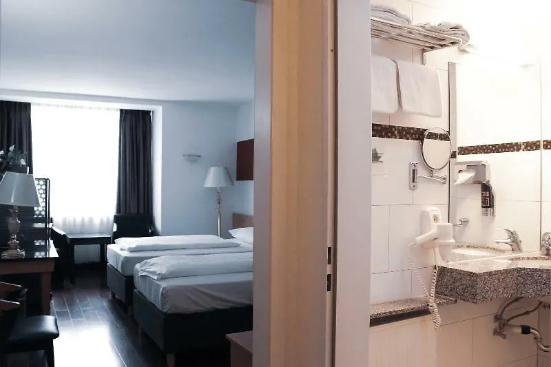Rugs Hotel Duesseldorf 3*, Düsseldorf Alemanha