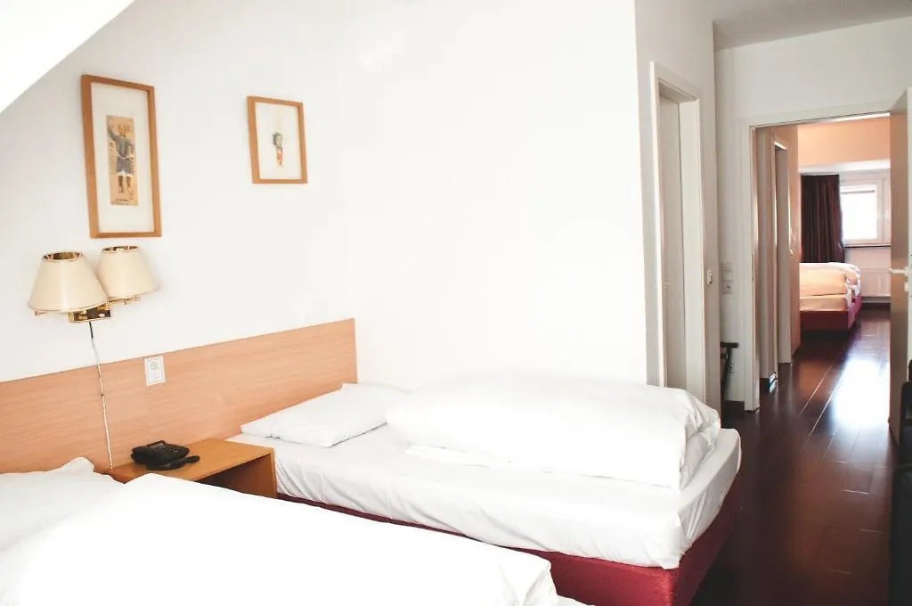 Rugs Hotel Duesseldorf Germany